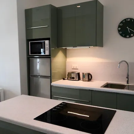 Three Cities アパート *