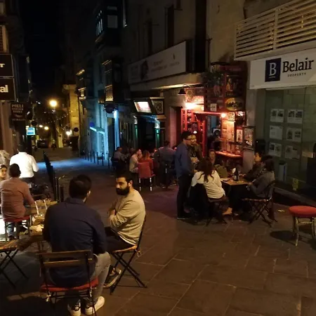 アパート Three Cities *