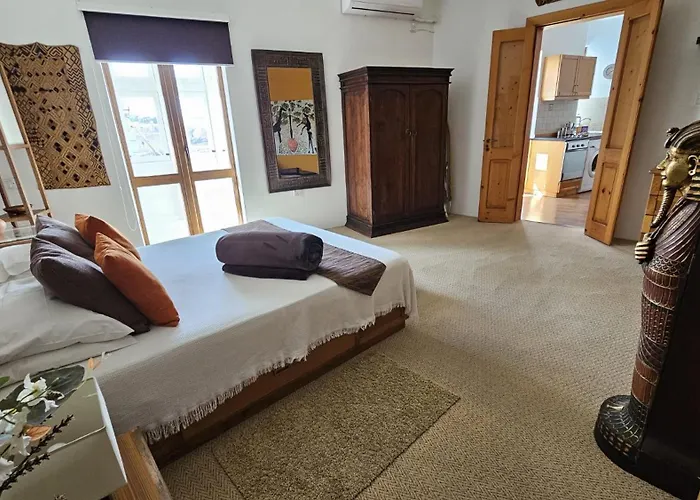 Three Cities Apartment *